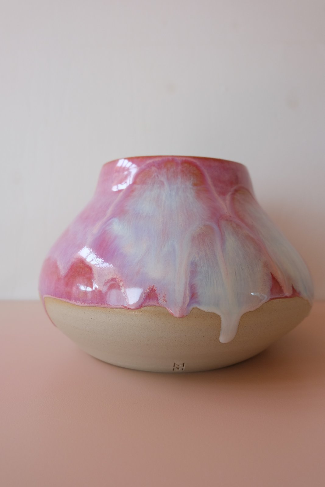 Vaas L - Curvy roze drips